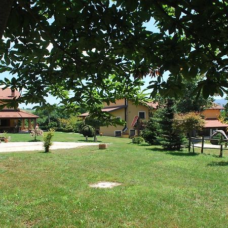セッラ・サン・ブルーノ Agriturismo Rosetoヴィラ エクステリア 写真